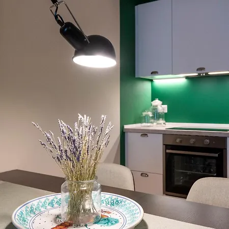 Luxury Experience In * باري